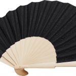 Eventail noir personnalisé