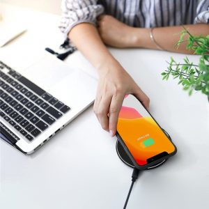 Chargeur à induction noir personnalisé
