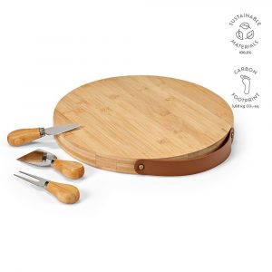 Planche avec couvert pour le fromage