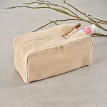 Trousse de toilette beige personnalisable
